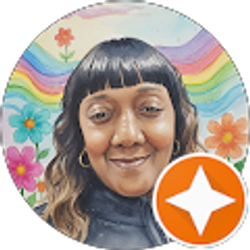 Profile photo of Anna Hemingway