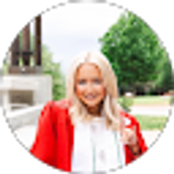 Profile photo of Mackenzie Re
