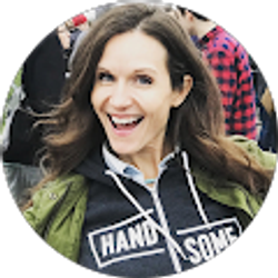 Profile photo of Kelly Hanson