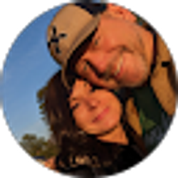 Profile photo of Lindsey Barber