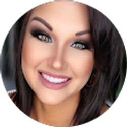 Profile photo of Jennifer Hebert