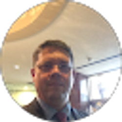 Profile photo of Leslie Keng