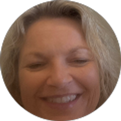 Profile photo of Michelle Ratcliffe