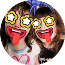 Profile photo of Sarah Komjati