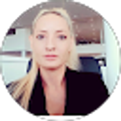 Profile photo of Sarah Nielsen
