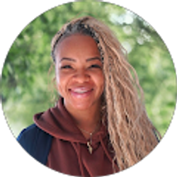 Profile photo of Vernisia Walker