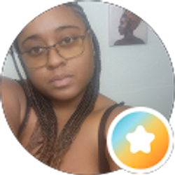 Profile photo of Mia Kiari