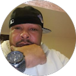 Profile photo of Risquelmis Cuevas