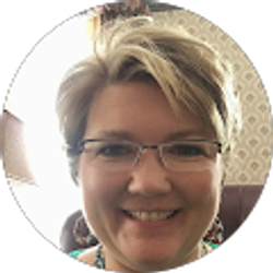 Profile photo of Yvette Hukill