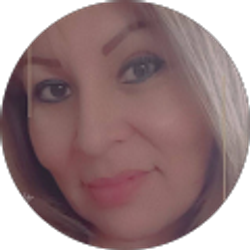 Profile photo of Alexandra Manjarrez