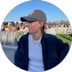 Profile photo of Ella DeKunder