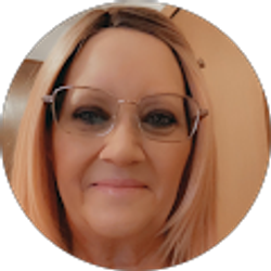 Profile photo of Laura Walker