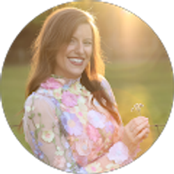 Profile photo of Annie Harvey