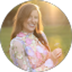 Profile photo of Annie Harvey