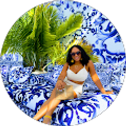 Profile photo of Daniella De Hoyos