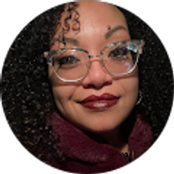 Profile photo of Nisi Vida