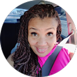 Profile photo of Raquel Russell