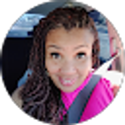 Profile photo of Raquel Russell