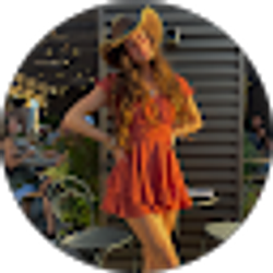 Profile photo of Anna Anderson