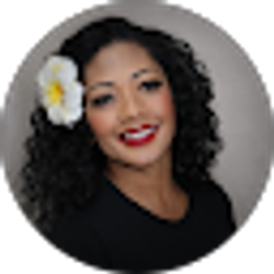 Profile photo of Mae Fejeran