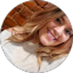 Profile photo of Danielle Hall