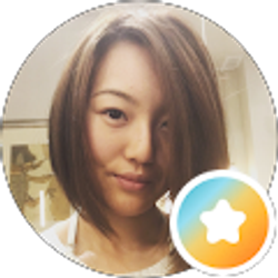 Profile photo of Stella Lee