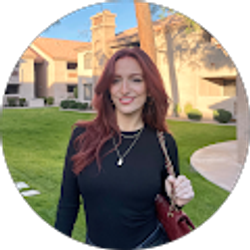 Profile photo of Caroline Tiffany