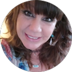 Profile photo of Leigh Christenberry