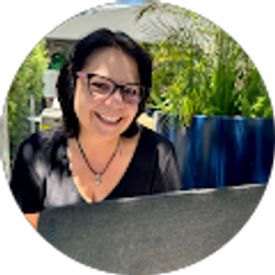 Profile photo of Laura House