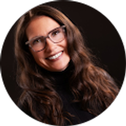 Profile photo of Stephanie Van Fleet