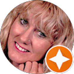 Profile photo of Helen Crane