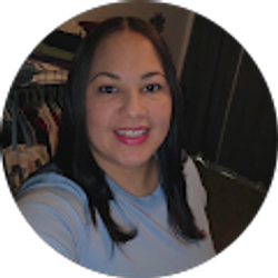 Profile photo of laura segovia