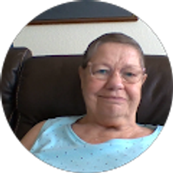 Profile photo of Linda Mills