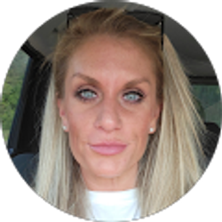 Profile photo of Vanessa Holtzkamp