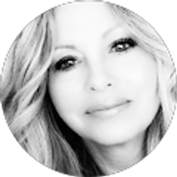 Profile photo of Stacey Cowen