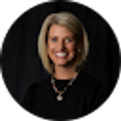 Profile photo of Susie Ezelle