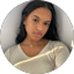Profile photo of Madelyn Espinal