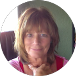 Profile photo of Lorrie Buschmann