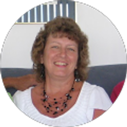 Profile photo of Deb Sucha