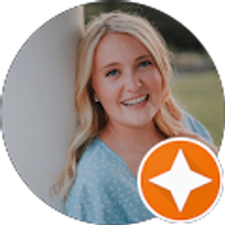 Profile photo of Shelby Diniz