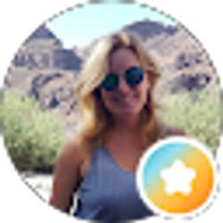 Profile photo of Crazy Chicken lady