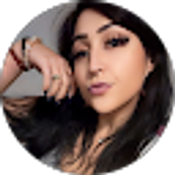 Profile photo of alexandra lalos