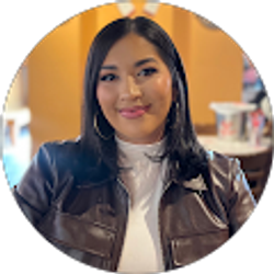 Profile photo of Elvira Aguirre