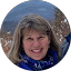 Profile photo of Carolyn Hemingway