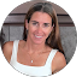 Profile photo of Stacie Carrelli