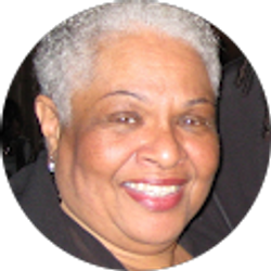 Profile photo of Estelle Brooks