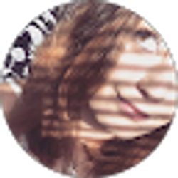 Profile photo of Chloe Myers