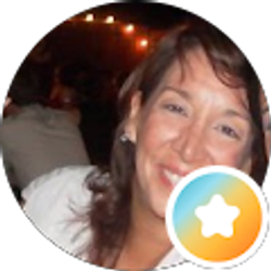 Profile photo of Iris Viera Szachacz