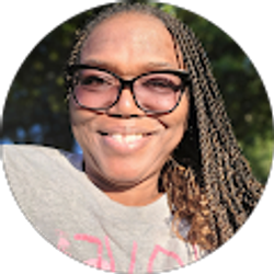 Profile photo of Leah Simpson