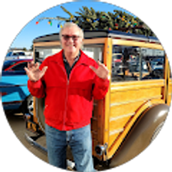 Profile photo of Larry Schniederjan